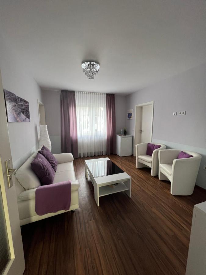 Gaestehaus Elisabeth Weisenheim am Sand Ngoại thất bức ảnh