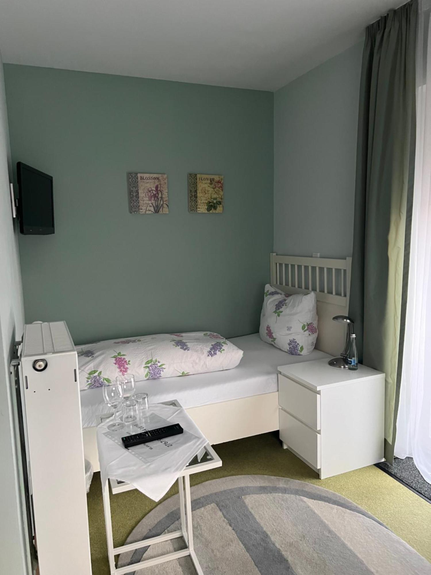 Gaestehaus Elisabeth Weisenheim am Sand Ngoại thất bức ảnh